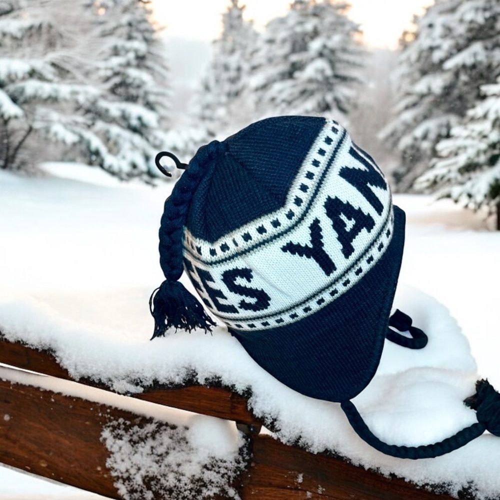 NWT 47 Brand Navy and White Yankees Knit Beanie